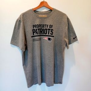 New England Patriots Football Gray Nike Logo T-Shirt